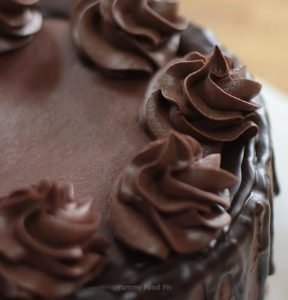 Chocolate Ganache for Cake Frosting » Yummy Food Ph