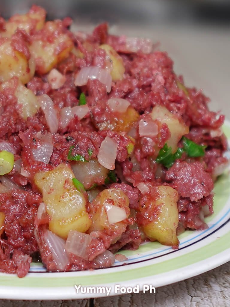 ginisang corned beef at patatas recipe